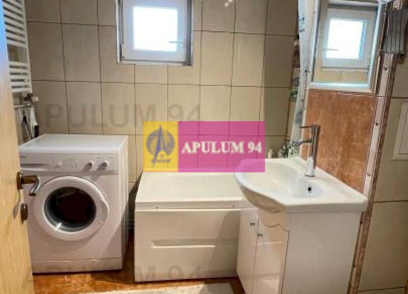 Apartament cu 3 camere de vanzare in Azuga
