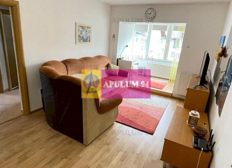 Apartament cu 3 camere de vanzare in Azuga